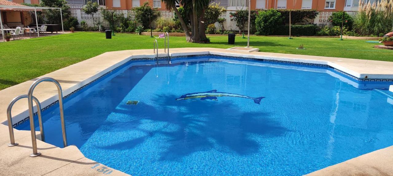 Saltillo Alto Gray Studio. Vistas Al Mar Y Piscina Торремолінос Екстер'єр фото